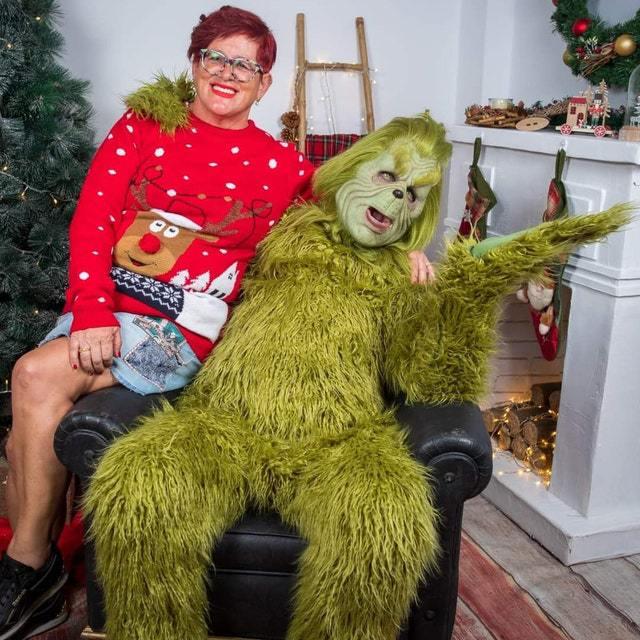 20.24 Million Holy Festival Popular Green Fur Monster Grinch Cos Costume Santa Claus with Woollen Trousers Suit Play Costume Batch