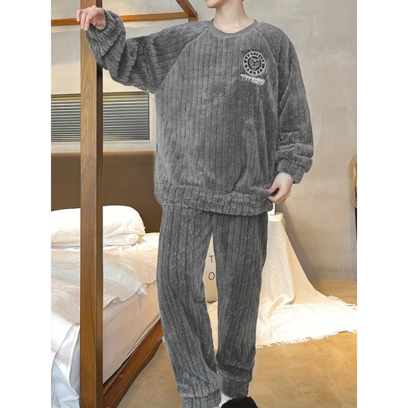 Men's Simple Style Casual Pajamas Sets Warm Flannel Lounge Wear, Tiger Print Long Sleeve Crew Neck Top & Loose Pants Home Pajamas Sets, Outdoor Sets For Autumn Winter