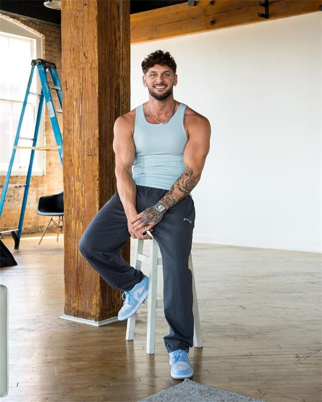 EKKO BEATERS Tops Stay comfortable and stylish with the EKKO BEATERS Menswear Tops Underwear Vests.