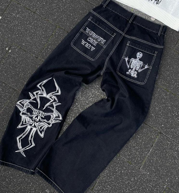 Y2K Men's Hip-Hop Embroidered Oversize Jeans, Unisex Streetwear with Eye-catching Skull and Cross Embroidery, Direct Cut Jeans in Retro Look