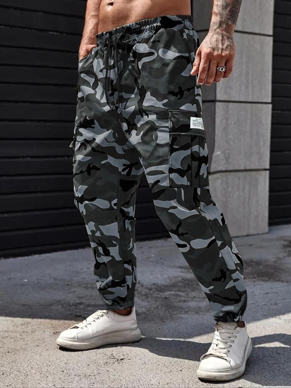 Men's Regular Fit Camo Print Patched Drawstring Cargo Pants, Casual Pocket Elastic Waist Trousers for Daily Wear, Pants for Men, Fall Clothes, Casual Men's Bottoms for All Seasons