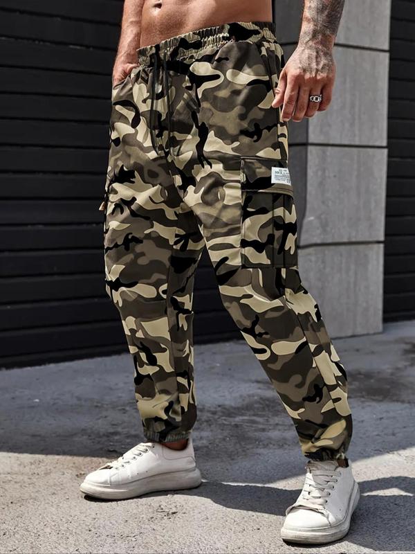 Men's Regular Fit Camo Print Patched Drawstring Cargo Pants, Casual Pocket Elastic Waist Trousers for Daily Wear, Pants for Men, Fall Clothes, Casual Men's Bottoms for All Seasons