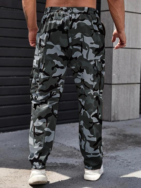 Men's Regular Fit Camo Print Patched Drawstring Cargo Pants, Casual Pocket Elastic Waist Trousers for Daily Wear, Pants for Men, Fall Clothes, Casual Men's Bottoms for All Seasons