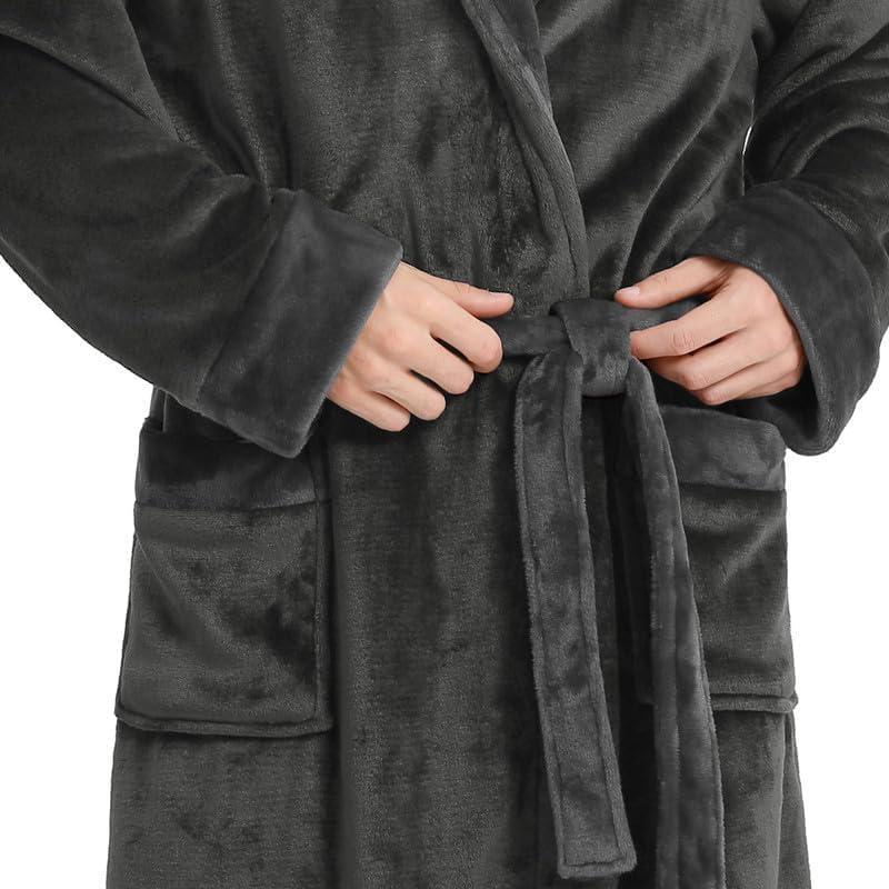 Mens Hooded Fleece Robe, Ultra Soft Mens Robe, Plush Hooded Robe for Men with Belt & 2 Pockets